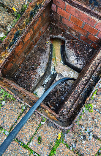 https://plumberheathridge.com.au/uploads/2025/06/blocked-drains-644040.jpg